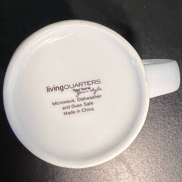 Set of 4 Holiday Mugs ~ Snowman ~ Christmas Tree ~ Santa Claus ~ Birdhouses - Picture 8 of 9